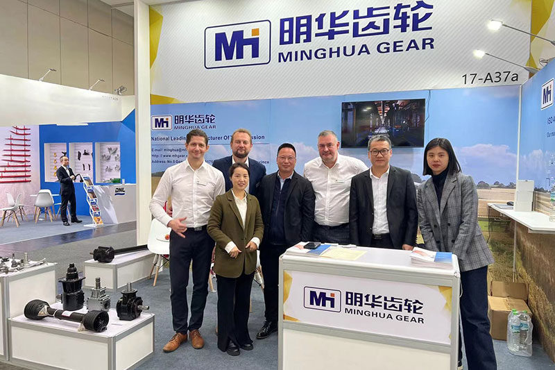 Freastalaíonn fearas Minghua ar Agritechnica Hannover.